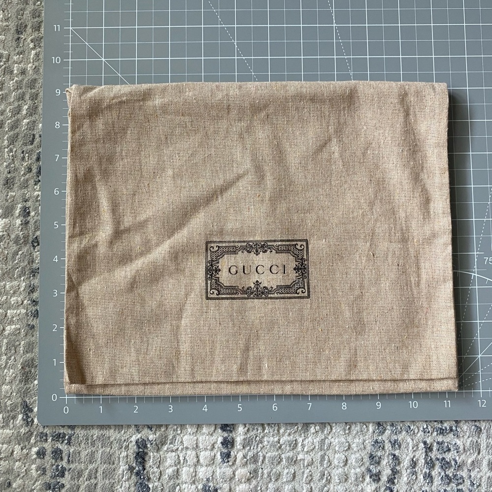 *SOLD* Authentic Gucci Dust Bag 11”W X 9”H